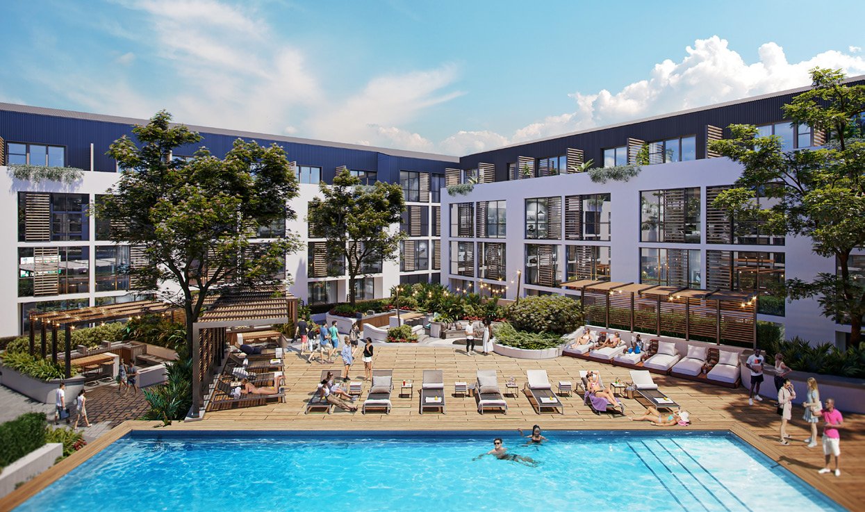 Piscine Riviera avec transats et espace détente